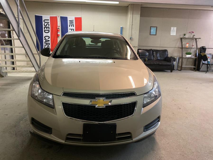 2014 Chevrolet Cruze 4dr Sdn Auto 1LT, available for sale in Danbury, Connecticut | Safe Used Auto Sales LLC. Danbury, Connecticut 2014 Chevrolet Cruze 4dr Sdn Auto 1LT, available for sale in Danbury, Connecticut | Safe Used Auto Sales LLC. Danbury, Connecticut