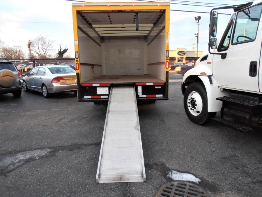 2015 GMC SAVANA 3500 16 FT BOX 177" W.B., available for sale in COPIAGUE, New York | Warwick Auto Sales Inc. COPIAGUE, New York 2015 GMC SAVANA 3500 16 FT BOX 177" W.B., available for sale in COPIAGUE, New York | Warwick Auto Sales Inc. COPIAGUE, New York