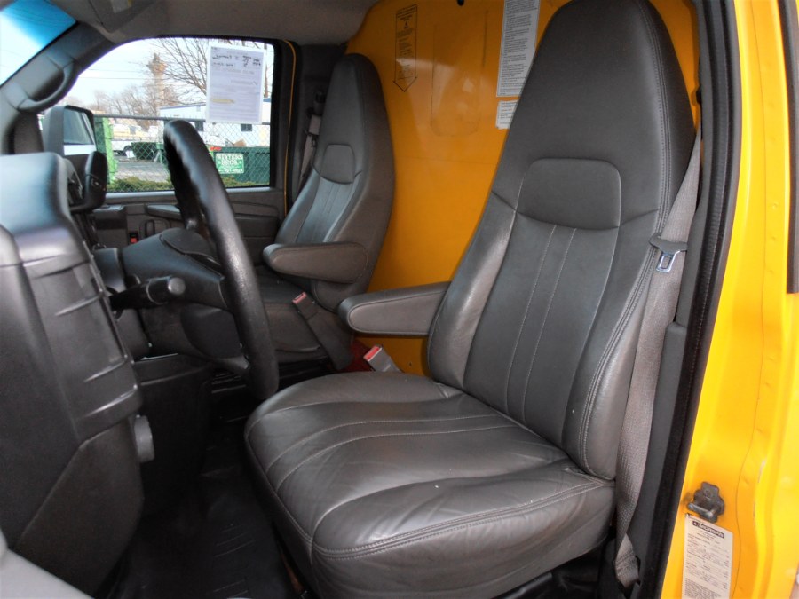 2015 GMC SAVANA 3500 16 FT BOX 177" W.B., available for sale in COPIAGUE, New York | Warwick Auto Sales Inc. COPIAGUE, New York 2015 GMC SAVANA 3500 16 FT BOX 177" W.B., available for sale in COPIAGUE, New York | Warwick Auto Sales Inc. COPIAGUE, New York