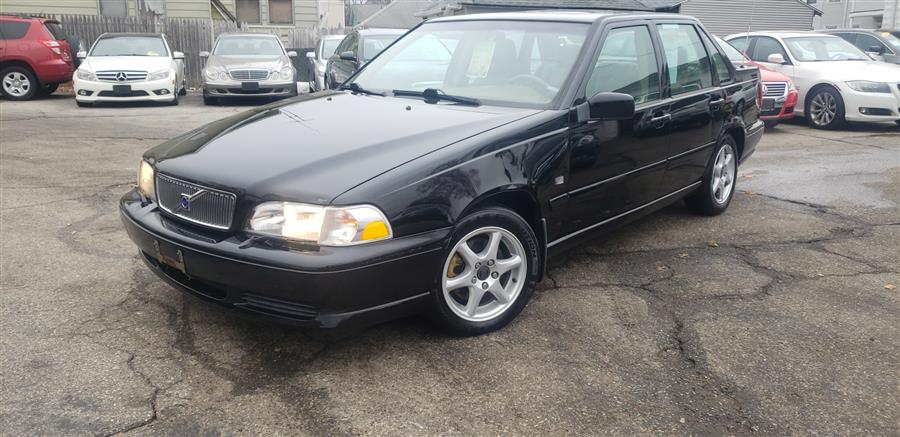 2000 Volvo S70 A SR 4dr Sdn w/Sunroof, available for sale in Springfield, Massachusetts | Absolute Motors Inc. Springfield, Massachusetts