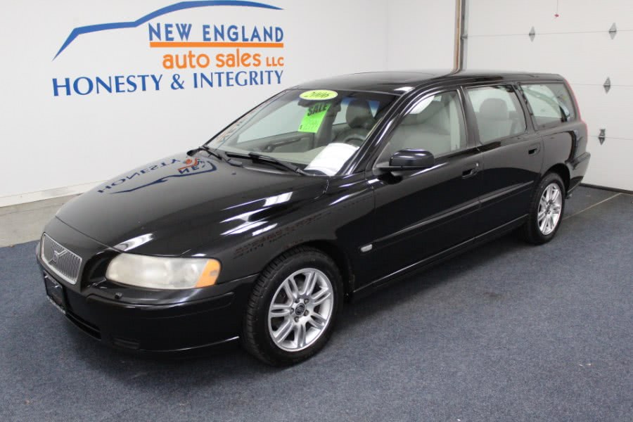 2006 Volvo V70 2.4L Auto w/Sunroof, available for sale in Plainville, Connecticut | New England Auto Sales LLC. Plainville, Connecticut 2006 Volvo V70 2.4L Auto w/Sunroof, available for sale in Plainville, Connecticut | New England Auto Sales LLC. Plainville, Connecticut