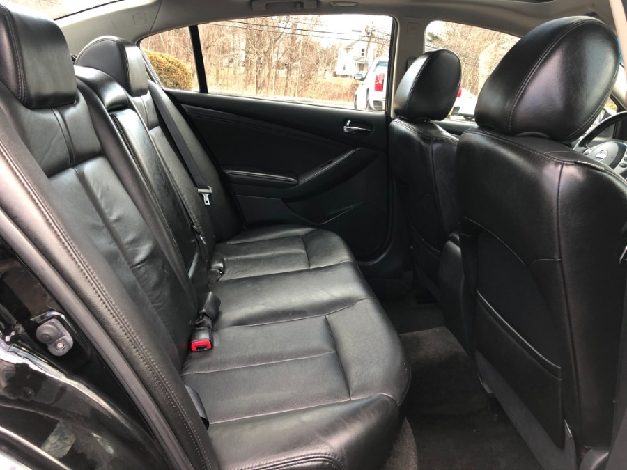 2009 Nissan Altima 2.5 SL Leather & Sunroof, available for sale in East Windsor, Connecticut | Toro Auto. East Windsor, Connecticut 2009 Nissan Altima 2.5 SL Leather & Sunroof, available for sale in East Windsor, Connecticut | Toro Auto. East Windsor, Connecticut