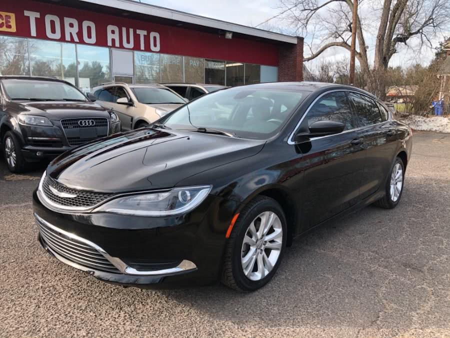 2015 Chrysler 200 Limited FWD, available for sale in East Windsor, Connecticut | Toro Auto. East Windsor, Connecticut