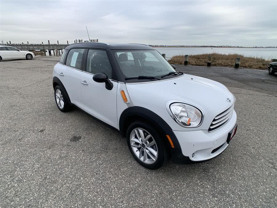 2012 MINI Cooper Countryman FWD 4dr, available for sale in Stratford, Connecticut | Wiz Leasing Inc. Stratford, Connecticut