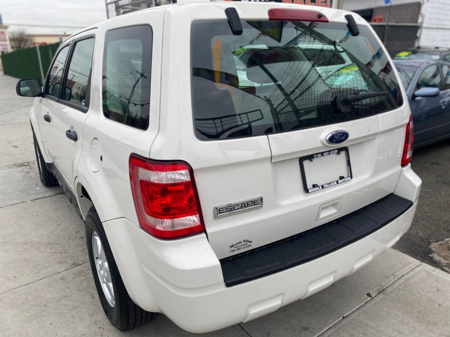 2010 Ford Escape FWD 4dr XLS, available for sale in Middle Village, New York | Middle Village Motors . Middle Village, New York 2010 Ford Escape FWD 4dr XLS, available for sale in Middle Village, New York | Middle Village Motors . Middle Village, New York
