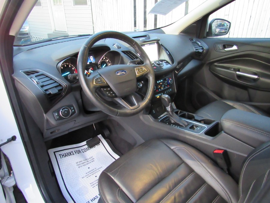 2017 Ford Escape Titanium 4WD Pano/Navi, available for sale in Middle Village, New York | Road Masters II INC. Middle Village, New York 2017 Ford Escape Titanium 4WD Pano/Navi, available for sale in Middle Village, New York | Road Masters II INC. Middle Village, New York