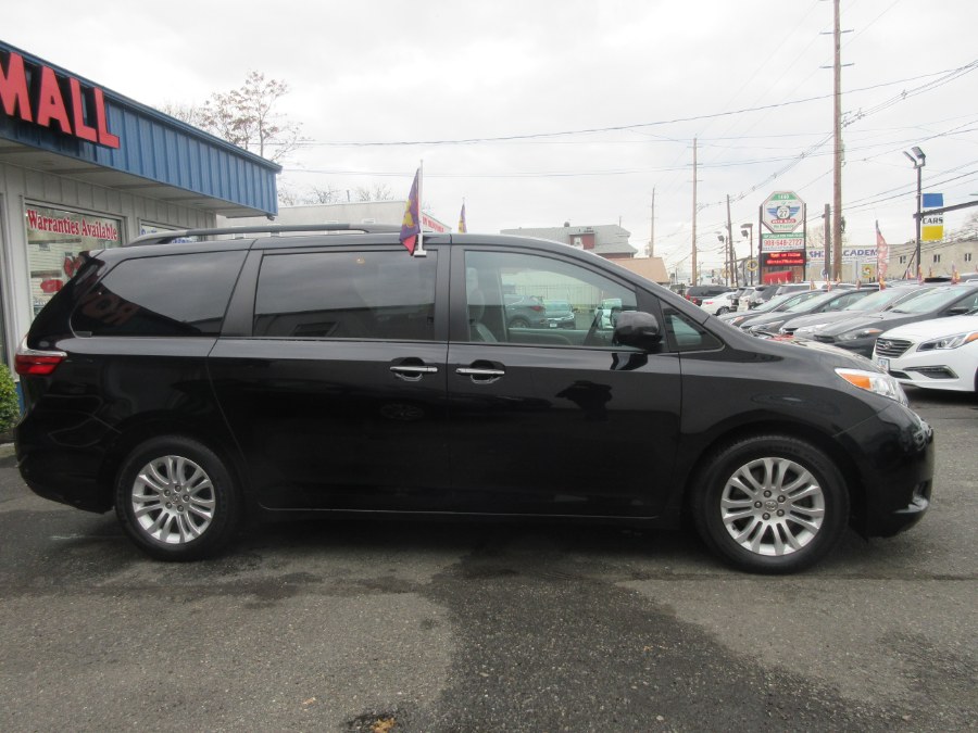 Used Toyota Sienna 5dr 8-Pass Van XLE FWD (Natl) 2016 | Route 27 Auto Mall. Linden, New Jersey Used Toyota Sienna 5dr 8-Pass Van XLE FWD (Natl) 2016 | Route 27 Auto Mall. Linden, New Jersey