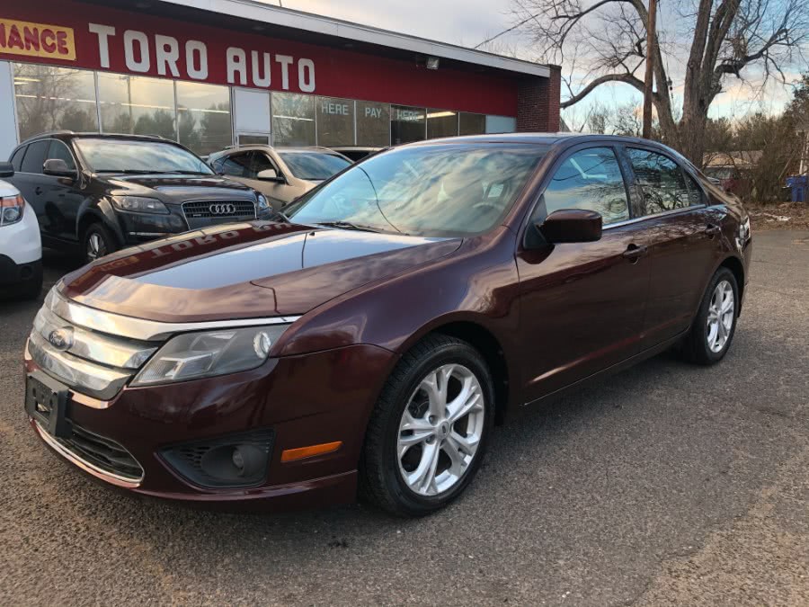 2012 Ford Fusion SE FWD Sunroof, available for sale in East Windsor, Connecticut | Toro Auto. East Windsor, Connecticut