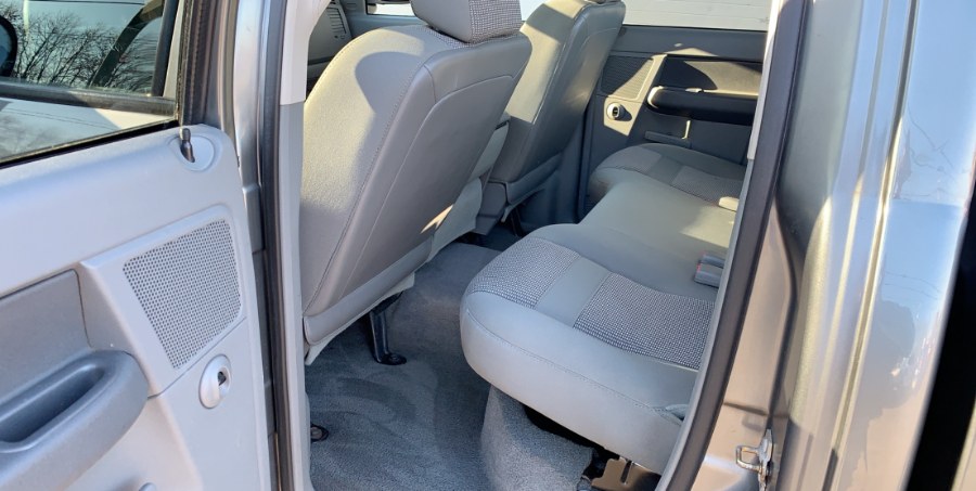 2006 Dodge Ram 1500 4WD SLT, available for sale in Waterbury, Connecticut | West End Automotive Center. Waterbury, Connecticut 2006 Dodge Ram 1500 4WD SLT, available for sale in Waterbury, Connecticut | West End Automotive Center. Waterbury, Connecticut