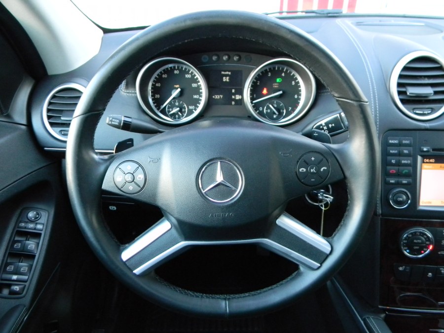 2012 Mercedes-Benz GL-Class 4MATIC 4dr GL450, available for sale in Paterson, New Jersey | DZ Automall. Paterson, New Jersey 2012 Mercedes-Benz GL-Class 4MATIC 4dr GL450, available for sale in Paterson, New Jersey | DZ Automall. Paterson, New Jersey