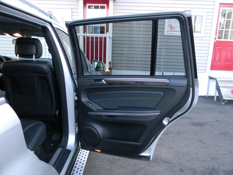 2012 Mercedes-Benz GL-Class 4MATIC 4dr GL450, available for sale in Paterson, New Jersey | DZ Automall. Paterson, New Jersey 2012 Mercedes-Benz GL-Class 4MATIC 4dr GL450, available for sale in Paterson, New Jersey | DZ Automall. Paterson, New Jersey