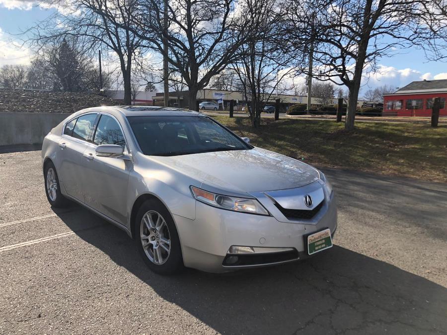 2010 Acura TL 4dr Sdn 2WD, available for sale in West Hartford, Connecticut | Chadrad Motors llc. West Hartford, Connecticut