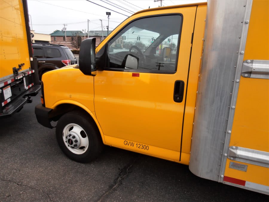 2015 GMC 3500 SAVANA BOX TRUCK 16 FT 177" W.B., available for sale in COPIAGUE, New York | Warwick Auto Sales Inc. COPIAGUE, New York