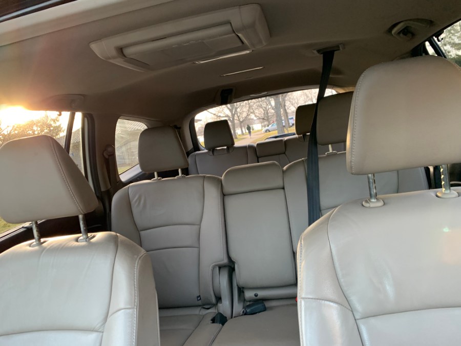 2016 Honda Pilot AWD 4dr EX-L w/RES, available for sale in Peabody, Massachusetts | New Star Motors. Peabody, Massachusetts 2016 Honda Pilot AWD 4dr EX-L w/RES, available for sale in Peabody, Massachusetts | New Star Motors. Peabody, Massachusetts