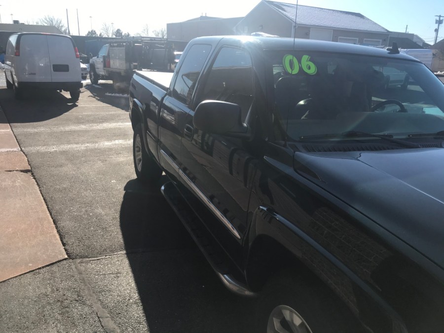2006 GMC Sierra 1500 ext cab 4WD SLT, available for sale in Bridgeport, Connecticut | Airway Motors. Bridgeport, Connecticut 2006 GMC Sierra 1500 ext cab 4WD SLT, available for sale in Bridgeport, Connecticut | Airway Motors. Bridgeport, Connecticut