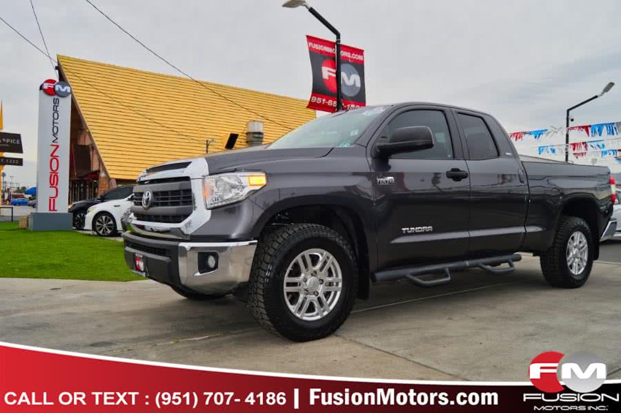2016 Toyota Tundra 4WD Truck Double Cab 5.7L FFV V8 6-Spd AT SR5 (Natl), available for sale in Moreno Valley, California | Fusion Motors Inc. Moreno Valley, California