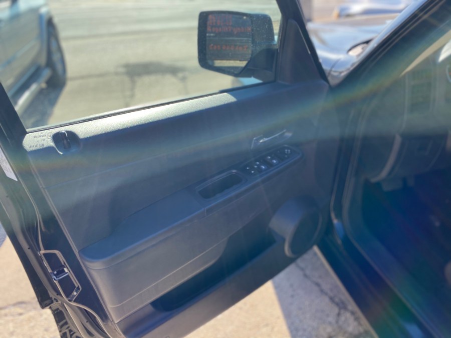 2010 Jeep Liberty RWD 4dr Sport, available for sale in Middle Village, New York | Middle Village Motors . Middle Village, New York 2010 Jeep Liberty RWD 4dr Sport, available for sale in Middle Village, New York | Middle Village Motors . Middle Village, New York