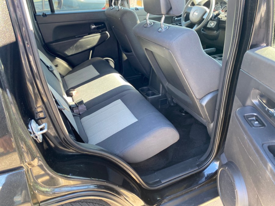 2010 Jeep Liberty RWD 4dr Sport, available for sale in Middle Village, New York | Middle Village Motors . Middle Village, New York 2010 Jeep Liberty RWD 4dr Sport, available for sale in Middle Village, New York | Middle Village Motors . Middle Village, New York