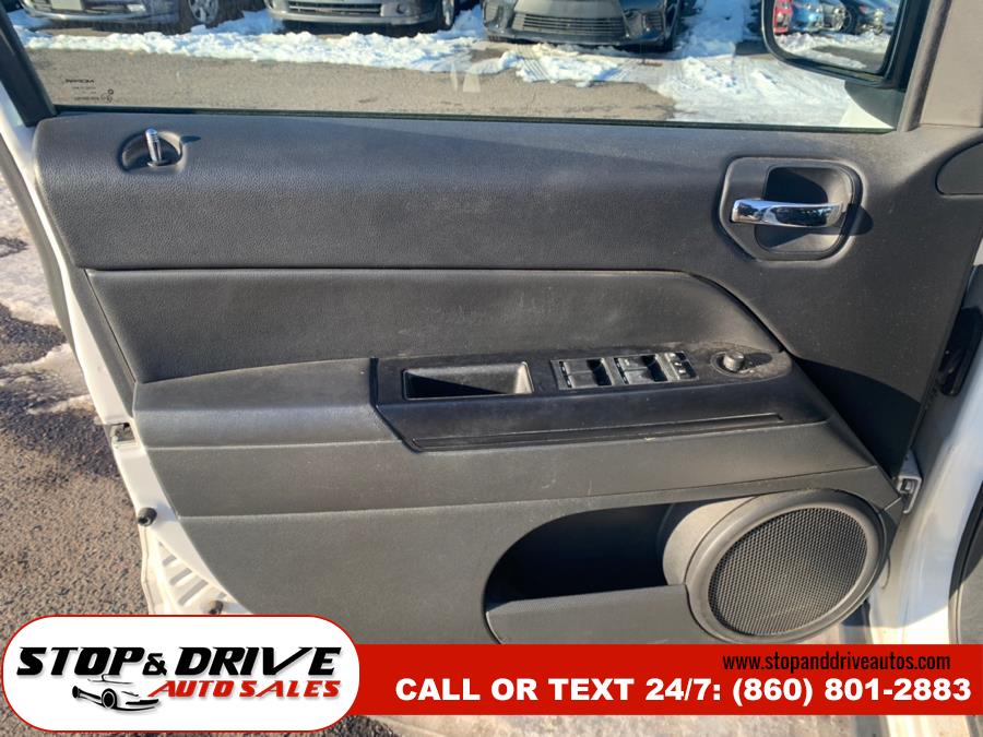 2011 Jeep Compass 4WD 4dr Latitude, available for sale in East Windsor, Connecticut | Stop & Drive Auto Sales. East Windsor, Connecticut 2011 Jeep Compass 4WD 4dr Latitude, available for sale in East Windsor, Connecticut | Stop & Drive Auto Sales. East Windsor, Connecticut