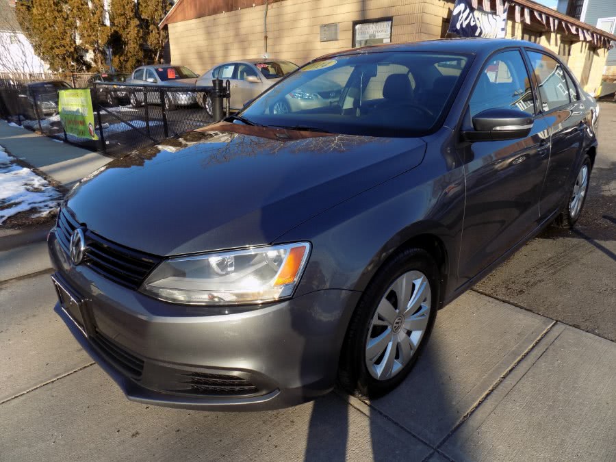 2012 Volkswagen Jetta Sedan 4dr Manual S, available for sale in Stratford, Connecticut | Mike's Motors LLC. Stratford, Connecticut
