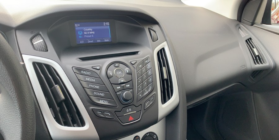 2014 Ford Focus SE, available for sale in Waterbury, Connecticut | West End Automotive Center. Waterbury, Connecticut 2014 Ford Focus SE, available for sale in Waterbury, Connecticut | West End Automotive Center. Waterbury, Connecticut