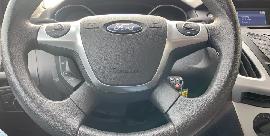 2014 Ford Focus SE, available for sale in Waterbury, Connecticut | West End Automotive Center. Waterbury, Connecticut 2014 Ford Focus SE, available for sale in Waterbury, Connecticut | West End Automotive Center. Waterbury, Connecticut