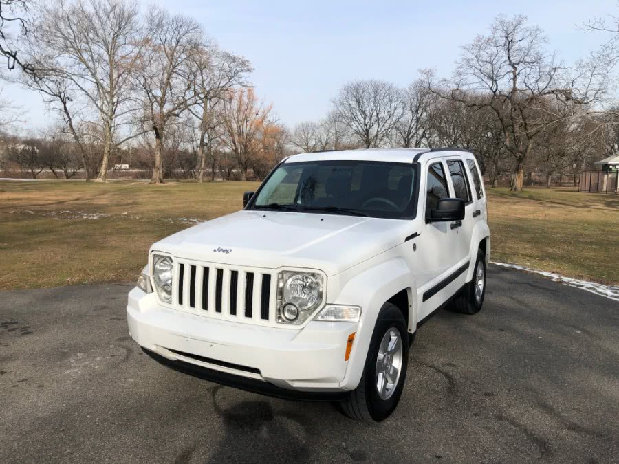 2012 Jeep Liberty 4WD 4dr Sport, available for sale in Lyndhurst, New Jersey | Cars With Deals. Lyndhurst, New Jersey