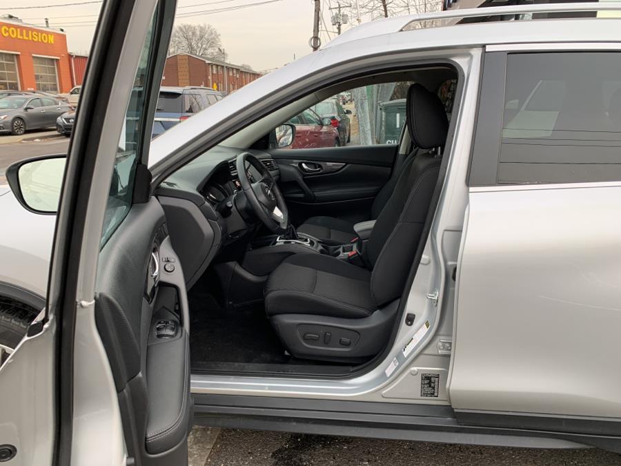 2018 Nissan Rogue FWD SV, available for sale in Inwood, New York | 5 Towns Drive. Inwood, New York 2018 Nissan Rogue FWD SV, available for sale in Inwood, New York | 5 Towns Drive. Inwood, New York