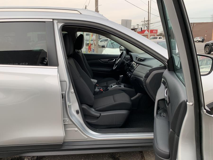 2018 Nissan Rogue FWD SV, available for sale in Inwood, New York | 5 Towns Drive. Inwood, New York 2018 Nissan Rogue FWD SV, available for sale in Inwood, New York | 5 Towns Drive. Inwood, New York