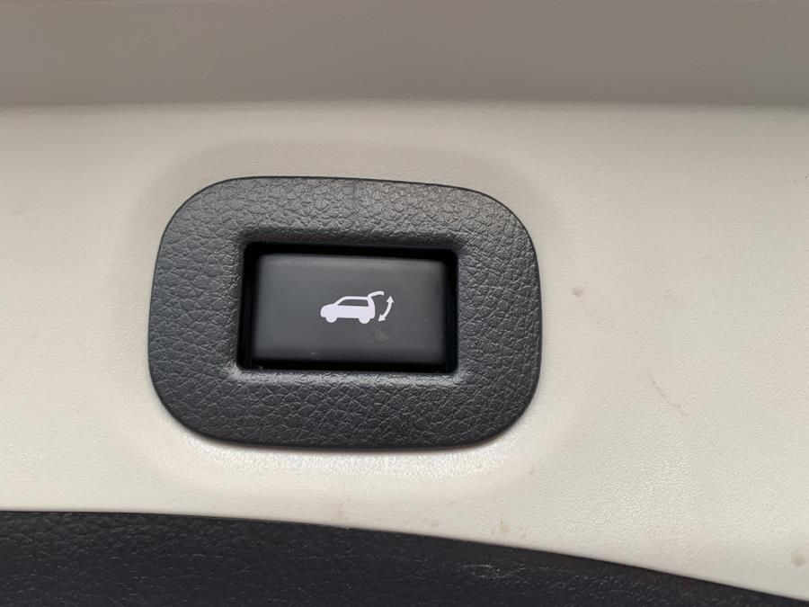 2018 Nissan Rogue FWD SV, available for sale in Inwood, New York | 5 Towns Drive. Inwood, New York 2018 Nissan Rogue FWD SV, available for sale in Inwood, New York | 5 Towns Drive. Inwood, New York