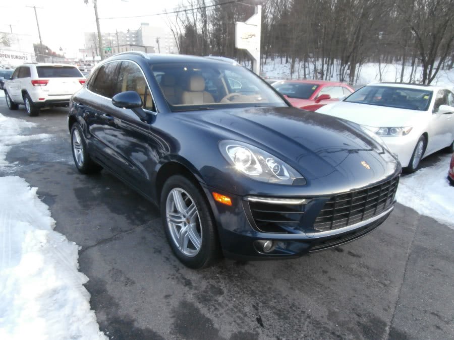 2015 Porsche Macan AWD 4dr S, available for sale in Waterbury, Connecticut | Jim Juliani Motors. Waterbury, Connecticut