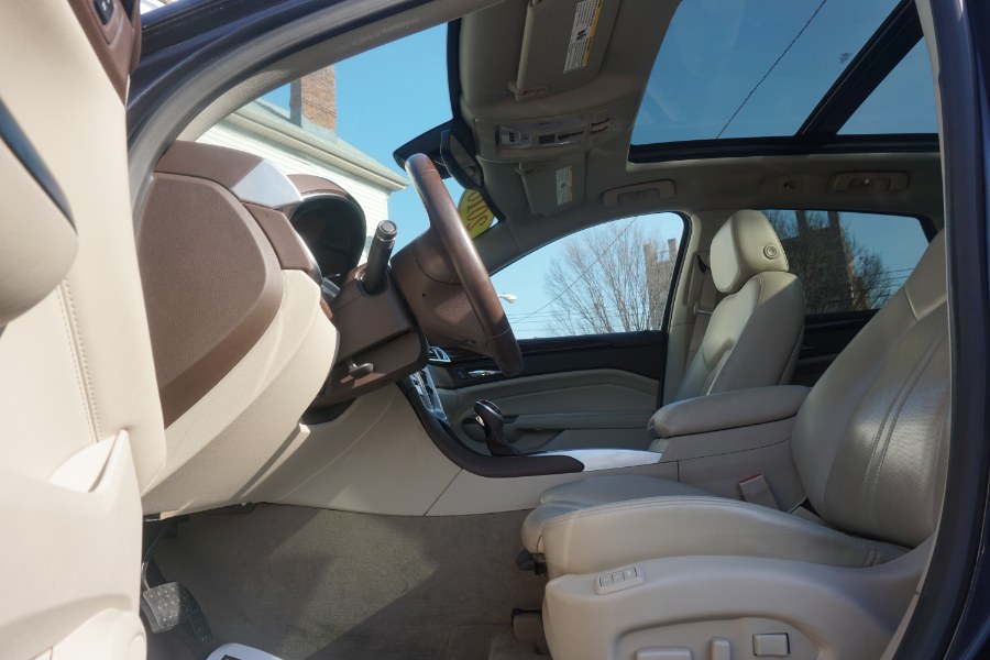 2016 Cadillac SRX AWD 4dr Luxury Collection, available for sale in Newark , New Jersey | Champion Used Auto Sales 2. Newark , New Jersey 2016 Cadillac SRX AWD 4dr Luxury Collection, available for sale in Newark , New Jersey | Champion Used Auto Sales 2. Newark , New Jersey