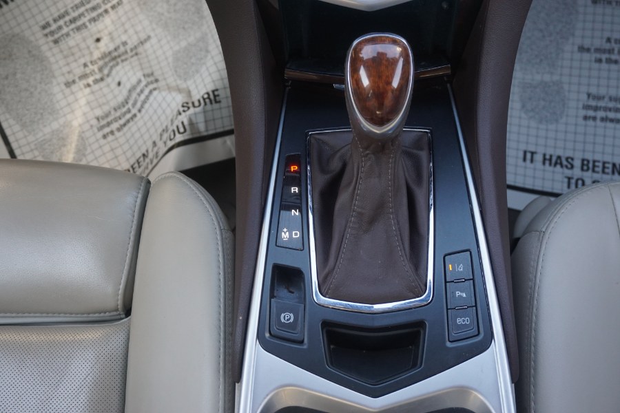 2016 Cadillac SRX AWD 4dr Luxury Collection, available for sale in Newark , New Jersey | Champion Used Auto Sales 2. Newark , New Jersey 2016 Cadillac SRX AWD 4dr Luxury Collection, available for sale in Newark , New Jersey | Champion Used Auto Sales 2. Newark , New Jersey