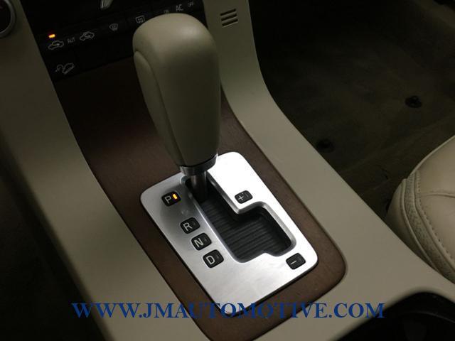 2010 Volvo Xc70 4dr Wgn 3.2L, available for sale in Naugatuck, Connecticut | J&M Automotive Sls&Svc LLC. Naugatuck, Connecticut 2010 Volvo Xc70 4dr Wgn 3.2L, available for sale in Naugatuck, Connecticut | J&M Automotive Sls&Svc LLC. Naugatuck, Connecticut