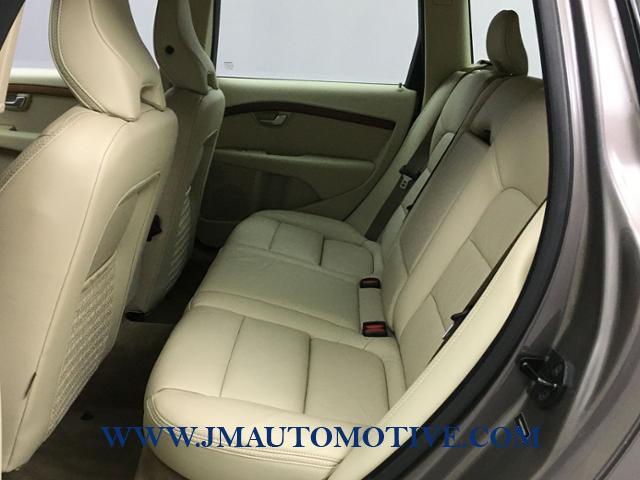 2010 Volvo Xc70 4dr Wgn 3.2L, available for sale in Naugatuck, Connecticut | J&M Automotive Sls&Svc LLC. Naugatuck, Connecticut 2010 Volvo Xc70 4dr Wgn 3.2L, available for sale in Naugatuck, Connecticut | J&M Automotive Sls&Svc LLC. Naugatuck, Connecticut