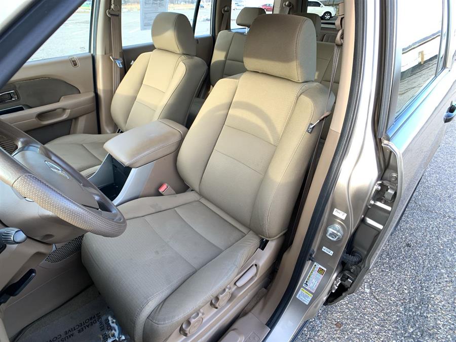 2006 Honda Pilot 4WD LX AT, available for sale in Stratford, Connecticut | Wiz Leasing Inc. Stratford, Connecticut 2006 Honda Pilot 4WD LX AT, available for sale in Stratford, Connecticut | Wiz Leasing Inc. Stratford, Connecticut