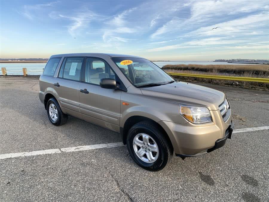 2006 Honda Pilot 4WD LX AT, available for sale in Stratford, Connecticut | Wiz Leasing Inc. Stratford, Connecticut