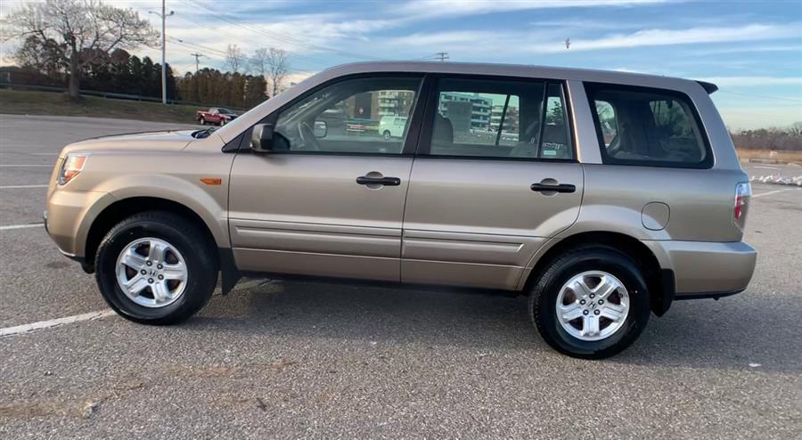 2006 Honda Pilot 4WD LX AT, available for sale in Stratford, Connecticut | Wiz Leasing Inc. Stratford, Connecticut 2006 Honda Pilot 4WD LX AT, available for sale in Stratford, Connecticut | Wiz Leasing Inc. Stratford, Connecticut