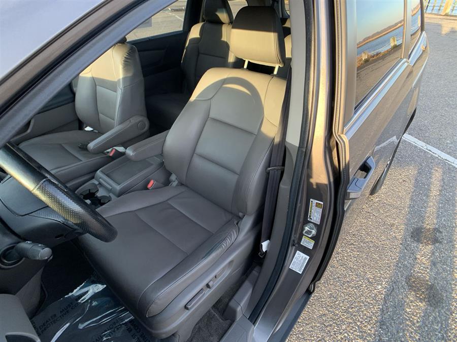 2012 Honda Odyssey 5dr EX-L, available for sale in Stratford, Connecticut | Wiz Leasing Inc. Stratford, Connecticut 2012 Honda Odyssey 5dr EX-L, available for sale in Stratford, Connecticut | Wiz Leasing Inc. Stratford, Connecticut