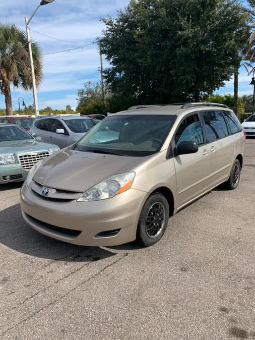 2008 Toyota Sienna 5dr 7-Pass Van LE FWD, available for sale in Kissimmee, Florida | Central florida Auto Trader. Kissimmee, Florida
