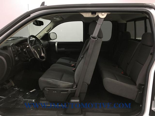 2009 Chevrolet Silverado 1500 Z71, available for sale in Naugatuck, Connecticut | J&M Automotive Sls&Svc LLC. Naugatuck, Connecticut 2009 Chevrolet Silverado 1500 Z71, available for sale in Naugatuck, Connecticut | J&M Automotive Sls&Svc LLC. Naugatuck, Connecticut