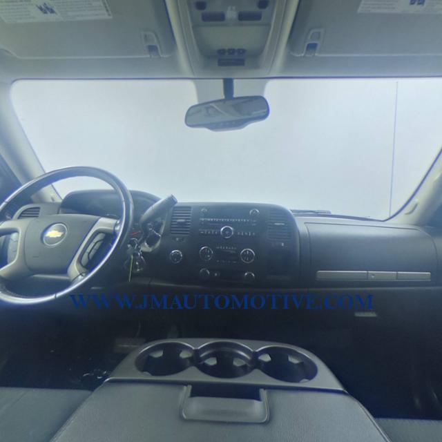 2009 Chevrolet Silverado 1500 Z71, available for sale in Naugatuck, Connecticut | J&M Automotive Sls&Svc LLC. Naugatuck, Connecticut 2009 Chevrolet Silverado 1500 Z71, available for sale in Naugatuck, Connecticut | J&M Automotive Sls&Svc LLC. Naugatuck, Connecticut