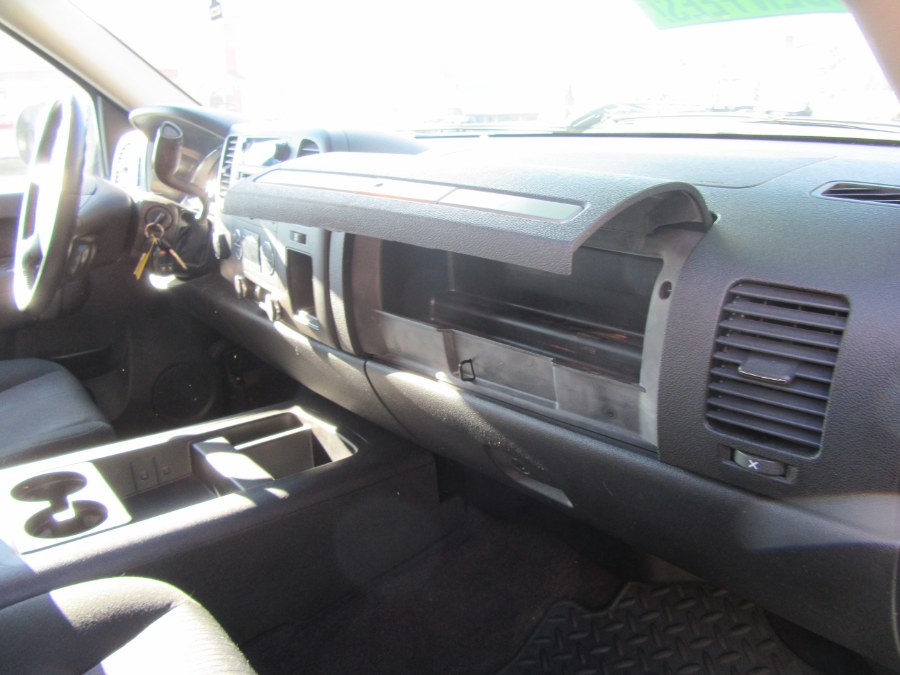 Used Chevrolet Silverado 1500 4WD Ext Cab 143.5" LT 2012 | Royalty Auto Sales. Little Ferry, New Jersey Used Chevrolet Silverado 1500 4WD Ext Cab 143.5" LT 2012 | Royalty Auto Sales. Little Ferry, New Jersey