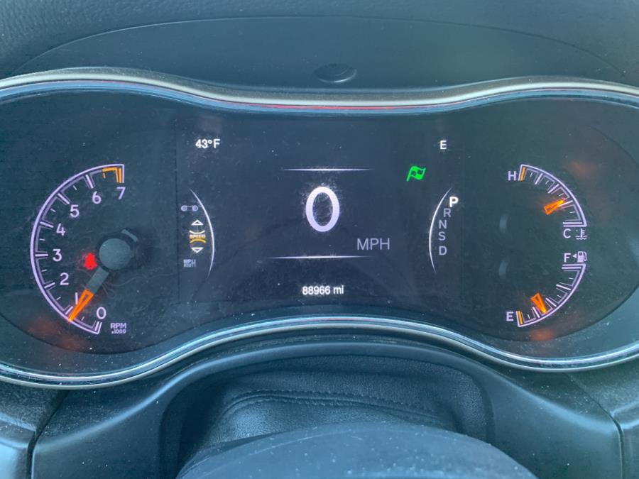 2014 Jeep Grand Cherokee 4WD 4dr Limited, available for sale in Inwood, New York | 5 Towns Drive. Inwood, New York 2014 Jeep Grand Cherokee 4WD 4dr Limited, available for sale in Inwood, New York | 5 Towns Drive. Inwood, New York