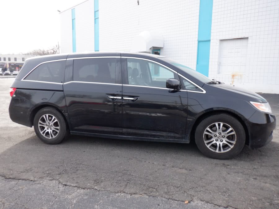 2011 Honda Odyssey 5DR EX-L, available for sale in Milford, Connecticut | Dealertown Auto Wholesalers. Milford, Connecticut