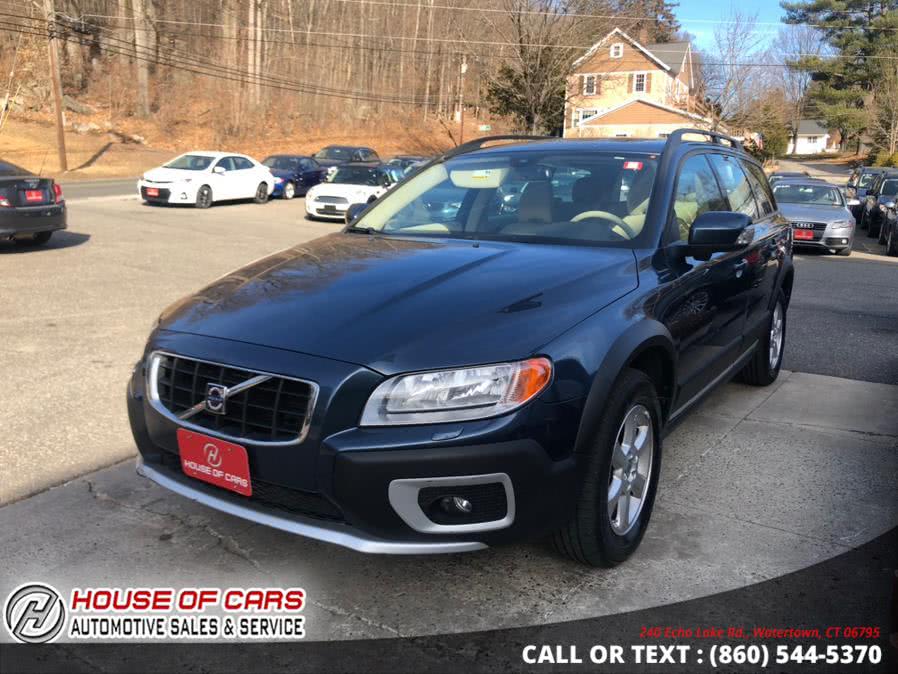 2009 Volvo XC70 4dr Wgn 3.2L w/Sunroof, available for sale in Waterbury, Connecticut | House of Cars LLC. Waterbury, Connecticut