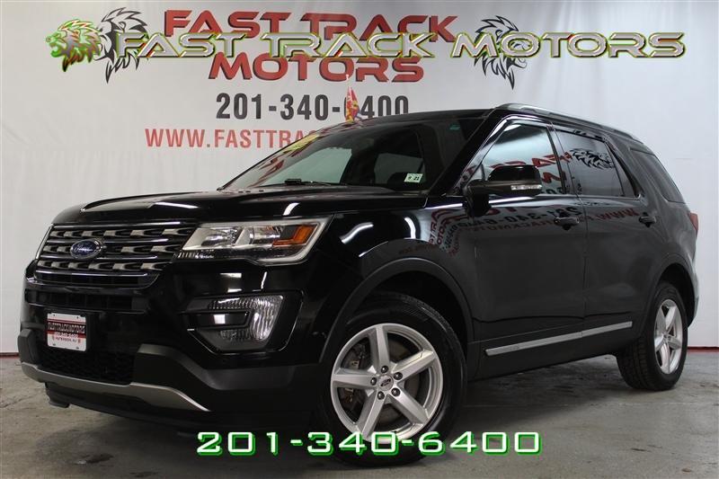 2016 Ford Explorer XLT, available for sale in Paterson, New Jersey | Fast Track Motors. Paterson, New Jersey