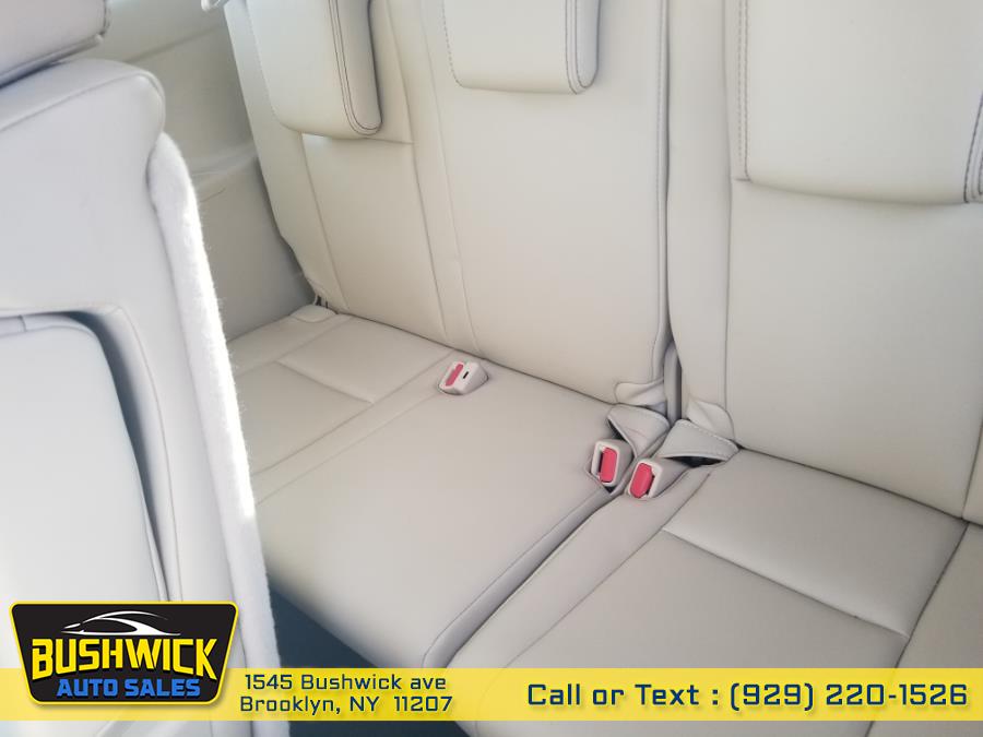 2016 Toyota Highlander AWD 4dr V6 XLE (Natl), available for sale in Brooklyn, New York | Bushwick Auto Sales LLC. Brooklyn, New York 2016 Toyota Highlander AWD 4dr V6 XLE (Natl), available for sale in Brooklyn, New York | Bushwick Auto Sales LLC. Brooklyn, New York