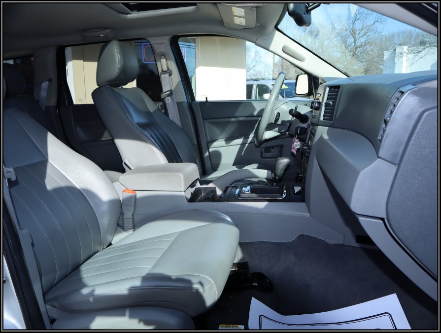 Used Jeep Grand Cherokee 4dr Laredo 4WD 2005 | My Auto Inc.. Huntington Station, New York Used Jeep Grand Cherokee 4dr Laredo 4WD 2005 | My Auto Inc.. Huntington Station, New York