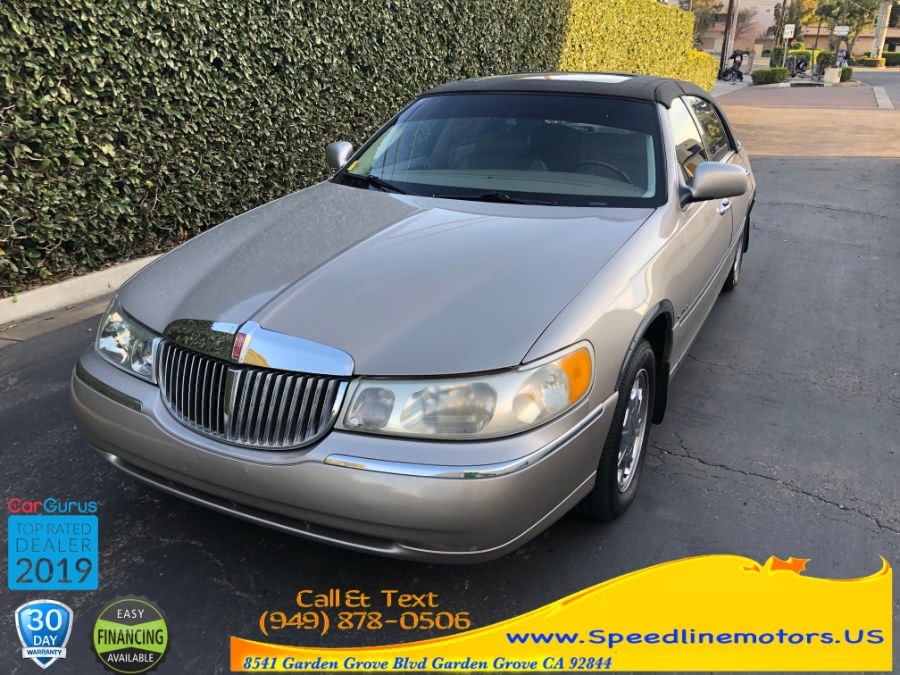 2000 Lincoln Town Car 4dr Sdn Signature, available for sale in Garden Grove, California | Speedline Motors. Garden Grove, California